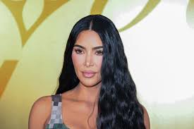 kim kardashian s skims worth 4 billion