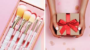 10 beauty gifts under p1 000