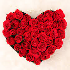 We guarantee same day flower delivery in kiev if ordered before 18.00 kiev time. Send A Bunch Of Heart Shaped Rose Box Flower Online Price Rs 1499 Floweraura