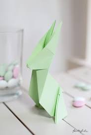Origami faltanleitung falttechnik anleitung zu tangrami. Origami Hase Eine Faltanleitung Fur Euer Ganz Personliches Osterhaschen Feiertaglich Das Schone Leben
