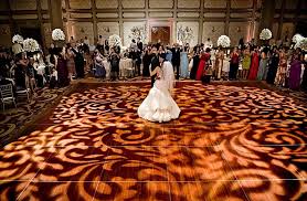 why dance lighting matters for weddings