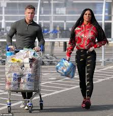 Katie price has been declared bankrupt in a hearing at the high court, after she failed to stick to a plan to repay her debts. Katie Price Gets Her Supplies With Boyfriend Dreamboys Al Warrell Fr24 News English