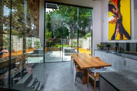 How Can You Create Exterior Glass Walls