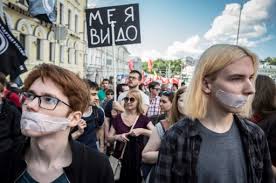 This is what happens to people who share their names with celebrities (8 pics). Russians March Against State Internet Crackdown