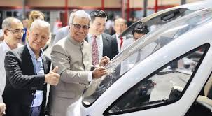Datuk seri mohd redzuan yusof menteri pembangunan usahawan mhi 8 julai 2019. Malaysians Must Know The Truth Bombshell Redzuan Never Discussed Flying Car Project With Cabinet In Fact Many Ministers Do Not Agree With It So Who Giving Redzuan The Silent Backing