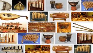 Bonang adalah salah satu alat musik tradisional yang sudah mendunia dari indonesia. Pengertian Alat Musik Fungsi Contoh Jenisnya Lengkap