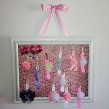 Make this easy diy headband holder and get all of your hair accessories in order. Diy Baby Headbands Bows Frame Holder Our Crafty Mom Decoratorist 168501