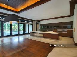 Memilih 35 desain rumah kayu modern untuk hunian yang nyaman. Rumah Bandung Mewah 2 Lantai Kolam Renang Rumah Di Bandung Mitula Properti