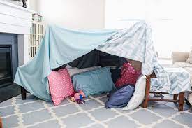 easy and fun blanket fort family night