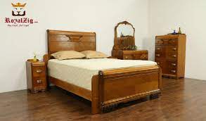 Don't afraid to use teak design decor because the modern and high class look still come if you add lighting sets. Antique Style Natural Teak Wood Color Bedroom Set