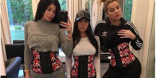 How to put on a waist trainer corset. 6 Health Risks Of Waist Training
