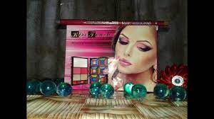 review of kiss touch makeup kit 200 rs