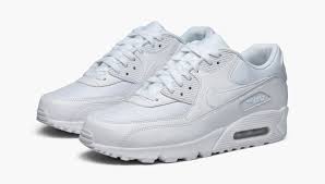 Eng & fr)check out my air max 90 essential all white review and on feet video.the am90 is one of my favorite nike silhouettes and. Nike Air Max 90 Essential 132 537384 111 Shooos Com