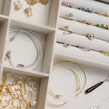 custom jewelry manufacturer whole