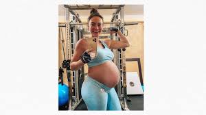 4 pregnancy fitness myths busted