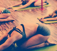difference between bikram yoga and hot