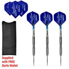 Suitable for all levels of player, they're engraved with the unicorn hallmark and come with an icon case included. Unicorn Gary Anderson Phase 2 Purist 90 Tungsten Darts Set In 24gram Ebay
