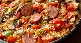 https://thesouthernladycooks.com/spanish-rice-and-smoked-sausage/ gambar png