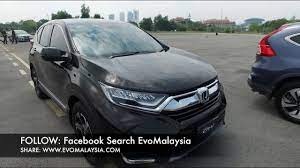 It is available in 4 colors and cvt transmission option in the indonesia. Evo Malaysia Com 2017 Honda Cr V 1 5 Turbo Comparison Driving Walk Around Review Youtube
