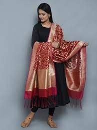 opruiming > plain suit with banarasi dupatta -” /></p>
<h2>Plain Suit Banarasi Dupatta</h2>
<p>100% Pure Georgette Plain Suit Banarasi Dupatta with Gota Patti Work. The dupatta is paired with an attractive suit. The plain suit is specially designed for women who want to look stylish and elegant in their parties and functions. The dupatta is made of pure georgette fabric which makes it comfortable to wear. The dupatta comes with a matching bottom and jacket that can be custom tailored to your measurements.</p>
<p>The product is available in all sizes from small to extra large and can be customized according to the body type of the wearer.</p>
<p>The product is made from high quality fabric and has been designed by our experienced craftsmen at our state-of-the-art manufacturing unit in Surat, Gujarat, India.</p>
<p>Banarasi Dupatta is the traditional Indian dress, which is in use since centuries. Banarasi Dupatta is made of very fine silk and cotton fabrics. The Banarasi dupatta comes in various designs, style and patterns. The Banarasi dupattas are worn by women to cover their head and torso during special occasions like weddings or festivals.</p>
<p>Banaras is one of the oldest cities of India and it’s also known as Varanasi. It lies on the banks of river Ganges and hence it has been called as “Varanasi” which means city on the banks of Ganges River. Banaras has been an important pilgrimage center since ancient times due to its religious importance and because it houses many temples of Hindu Gods like Vishwanath Temple, Kashi Vishwanath Temple, Sankat Mochan Hanuman Temple etc., Many people from all over India visit Banaras every year just to take a dip in Ganga Aarti (river worship).</p>
<p>Banarasi Dupatta is basically a plain colored silk or cotton fabric that looks like a scarf or shawl with embroidered borders or motifs on them. It has been used as an accessory to cover head during marriages</p>
<p> </p>
			
					</div><!-- end .entry-content -->
									</article><!-- end .post -->
				
<div id=