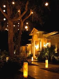 12 Simply Stylish Outdoor Room Updates Modern Landscape Lighting Outdoor Rooms Front Yard Lighting