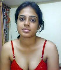 SEX Gujarati Bhabhi Nude Boobs Photos