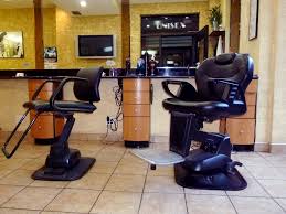Owner and stylist lissa renn garnered a large following after working as a stylist for 15 years in los angeles. Best Places For Men S Haircuts At Nyc Barbershops And Hair Salons
