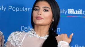 kylie jenner s epic contouring fail