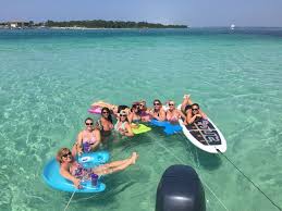 It offers naturally beautiful and alluring attractions for tourists and travelers. Crab Island Destin Florida The Complete Visitor S Guide