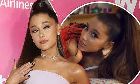 Ariana Grande Makes Uk Chart History As She Holds Number One