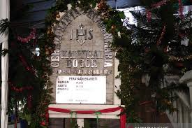 Saat malaikat gabriel menampakan dirinya kepada. Gereja Katedral Kota Bogor Tampilkan Tema Natal Sahabat Bersama Antara News