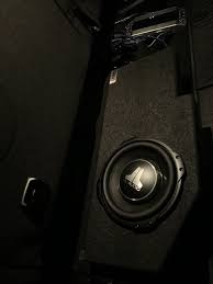 You can either run your amplifier connections to the main speakers and then run another set of speaker cables to the subwoofer. Connect Subwoofer Amp With 8 4 Screen And 6 Speaker System 5thgenrams Forums