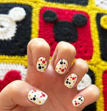 42 magical mickey mouse nail ideas abelle
