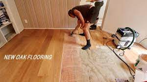 installing hardwood flooring with glue