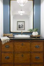 Decorate With Blue In The Bathroom