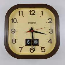 Vintage Bulova Wall Clock Flip Day Date