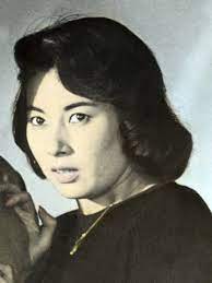 Yumi shirakawa