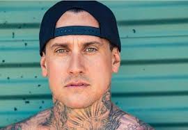 Carey Hart Bio, Família, Carreira, Esposa, Patrimônio Líquido, Medidas