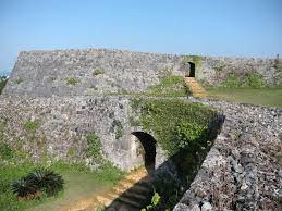 座喜味城跡 | 沖縄観光情報WEBサイト おきなわ物語