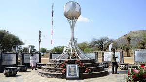 Bereits von 1999 bis 2005 war er vizepräsident südafrikas sowie von 2007 bis 2017 vorsitzender des. Groot Marico Residents Are Divided On Zuma S Statue While Opposition Parties Dub It A Monument Of Corruption Huffpost Uk