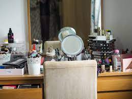 reorganising my vanity beauty storage