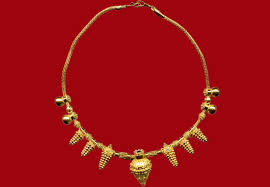 22k gold necklace with conical pendants