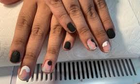 fresno nail salons deals in and near