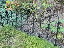 Garden Lawn Edging Border Fence