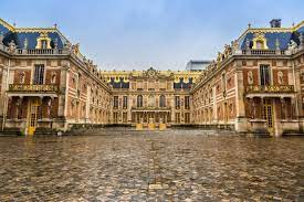 Plus grand château du monde : Versailles