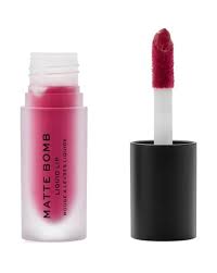 lips for women by makeup revolution
