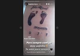 Whindersson nunes usou o twitter para mostrar uma tatuagem na barriga com a palavra piauí, em referência ao estado em que nasceu. Irma De Whindersson Faz Tatuagem Em Homenagem Ao Sobrinho Leiaja