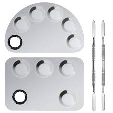 cosmetic palette with spatula tool