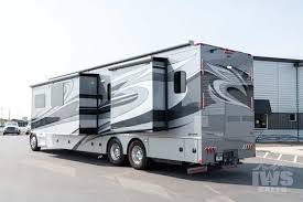 cl c sel rv with a garage