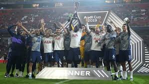 Последние твиты от spurs trophy cabinet (@spurscabinet). Twitter Reacts As Moussa Sissoko Lifted Audi Cup With The Feel Of A Champions League Trophy Ht Media
